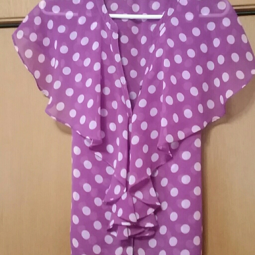 Cute blouse